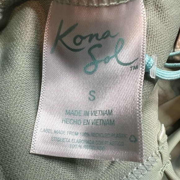 Kona Sol V Neck High Leg One Piece Swimsuit Size Small Sage Green Bathing Suit - Picture 5 of 7